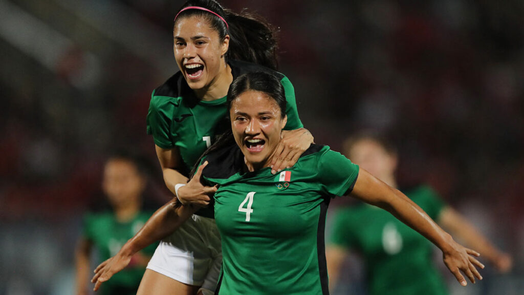 La selección mexicana femenil gana su primer oro en Juegos Panamericanos tras vencer a Chile | Reuters