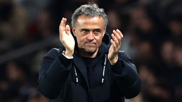 Luis Enrique y su duelo ante el Barcelona en la Champions: “Hay dos lados en el cuadro y los favoritos están en el otro”