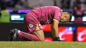 Jugadores del Puebla piden disculpas tras derrota ante Pumas por malos resultados