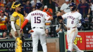 Isaac Paredes, decisivo en el triunfo de Astros y le gana la partida a Tirso Ornelas en su debut con Padres